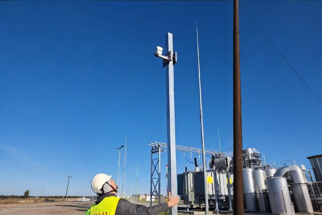 L'innovation chinoise franchit une autre étape importante! ZN-SCB1051V40-ES mini caméra PTZ de type pistolet déployée avec succès dans une sous-station tchèque