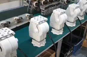 Unité d'inclinaison de la casserole légère