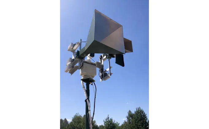 Comment choisir une plate-forme Pan Tilt pour les antennes directionnelles dans les systèmes de contre-drone